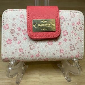 Nanette Lepore Floral Wallet Pink Snap Closure Gold Tone Logo Plate Women’s
